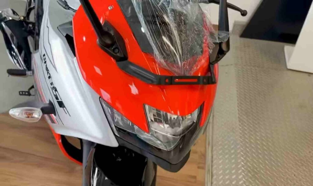 Suzuki Gixxer SF